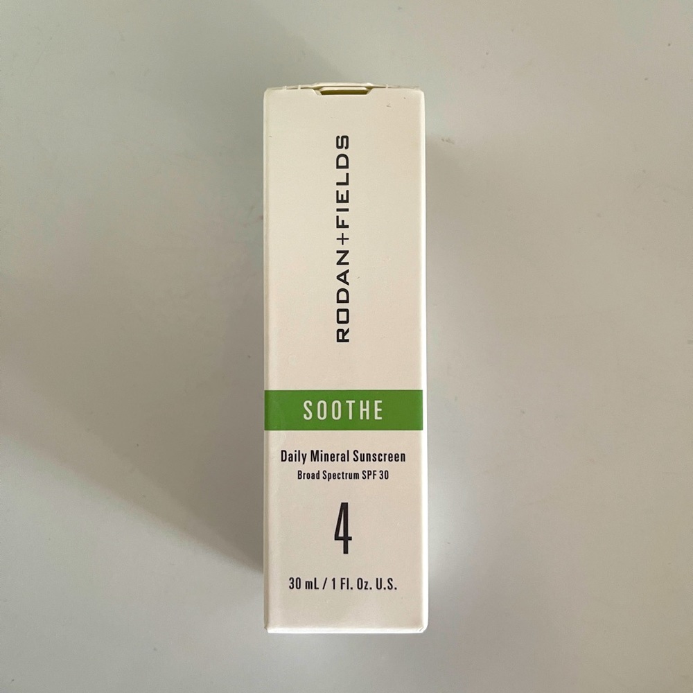 Rodan + Fields “Soothe” Daily Mineral Sunscreen-4 available
